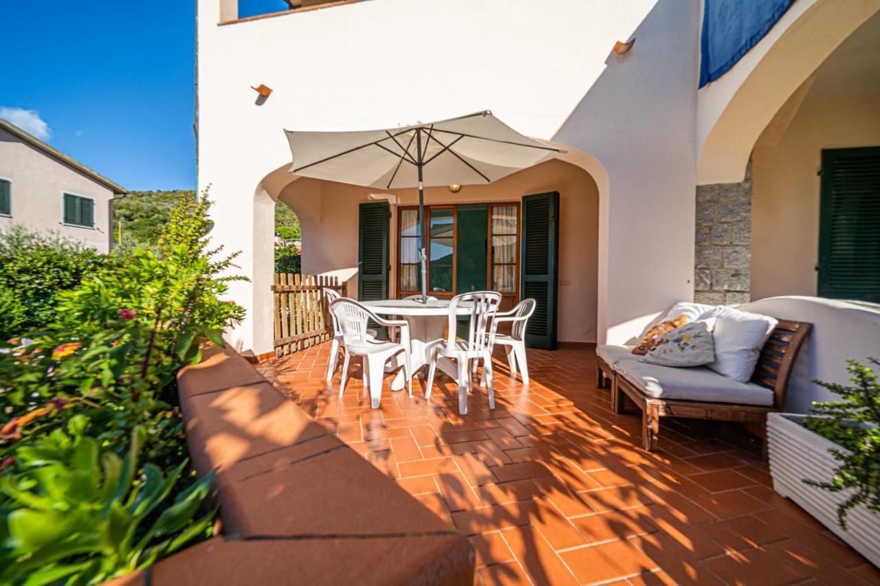 Case Vacanza Filetto A Marina Di Campo Literno Exteriör bild
